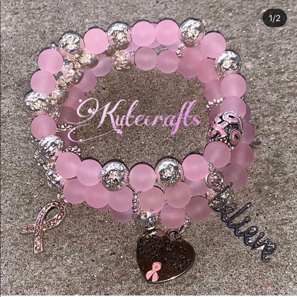 BREAST CANCER 3 STACK GLASS BRACELET